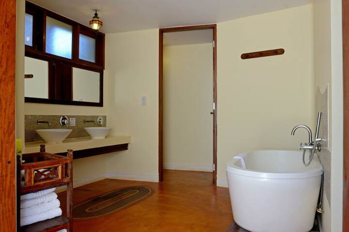 Room 14 of 45