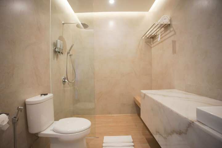 Clean Restrooms