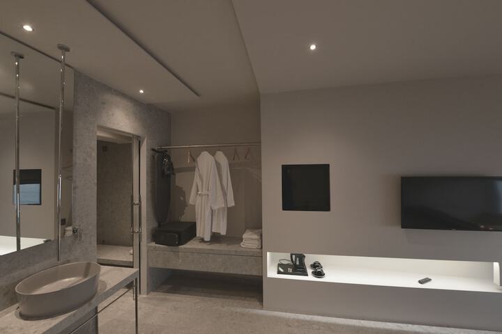 Bath Interior