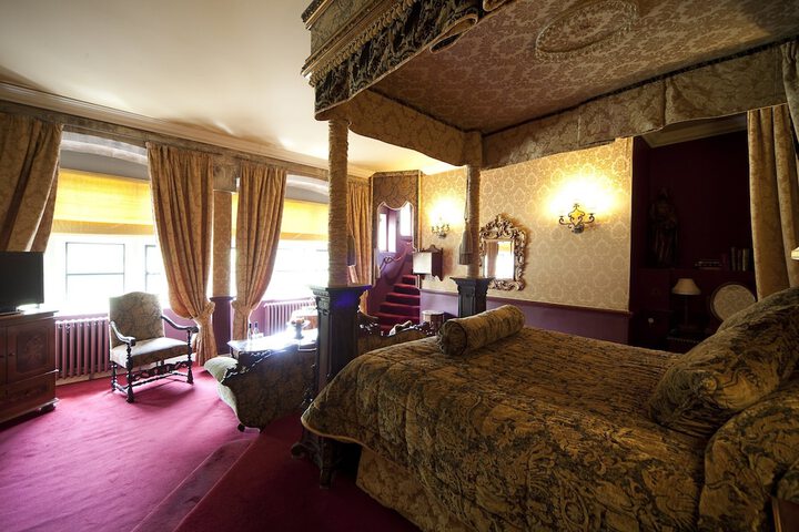 Room 60 of 157