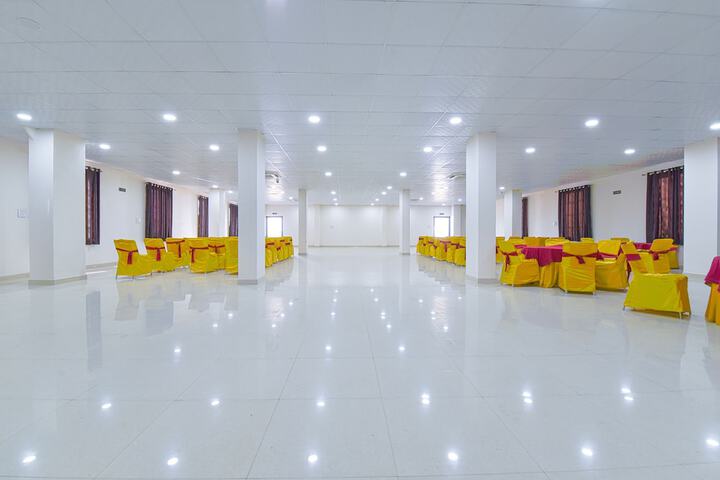 Ballroom/Hall 39 of 41