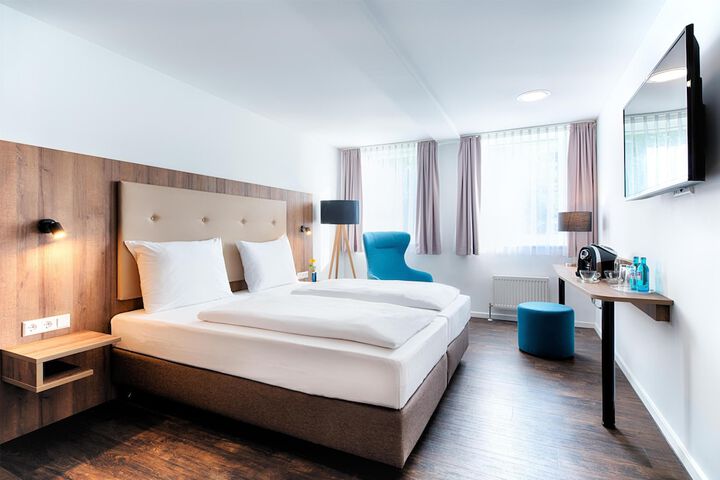 Room 34 of 61