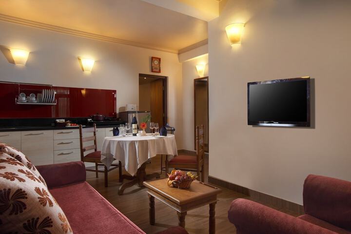 Room 2 of 14