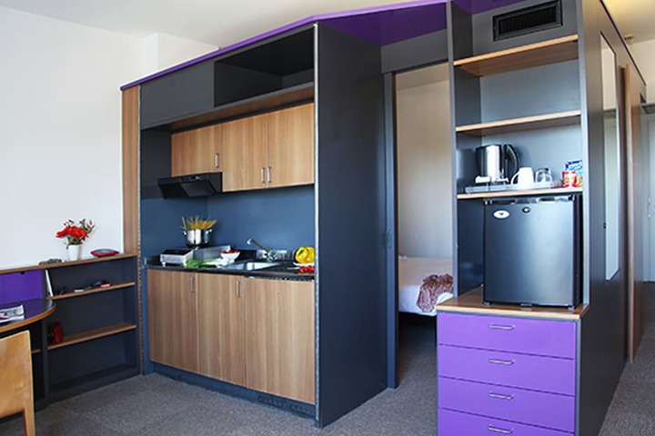 Room 33 of 99