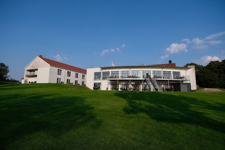 Hotel 69 of 81