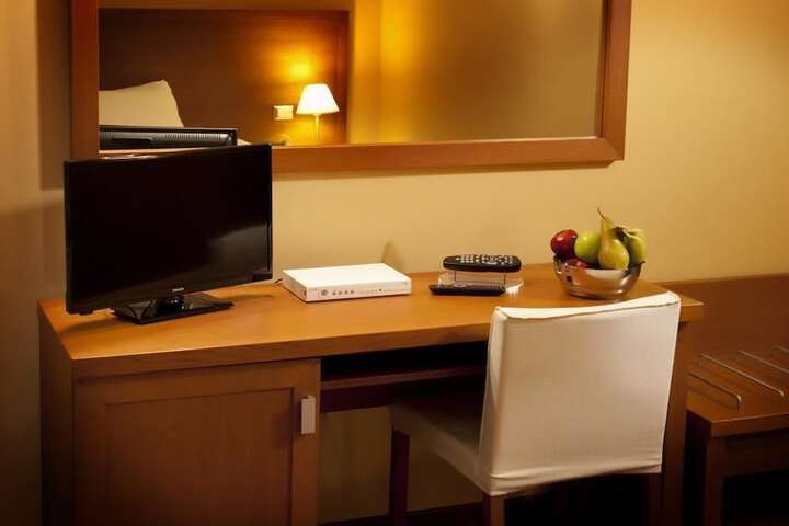 Room 9 of 39