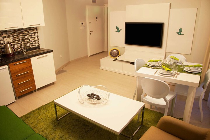 Room 16 of 25