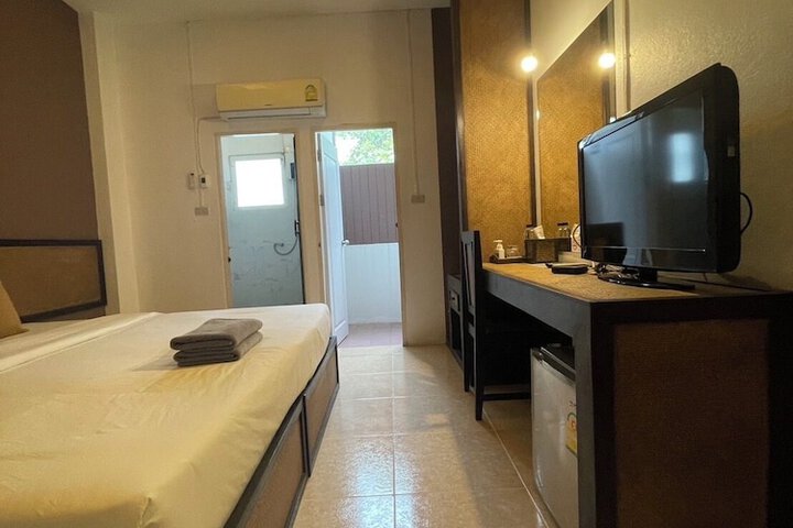 Room 47 of 76
