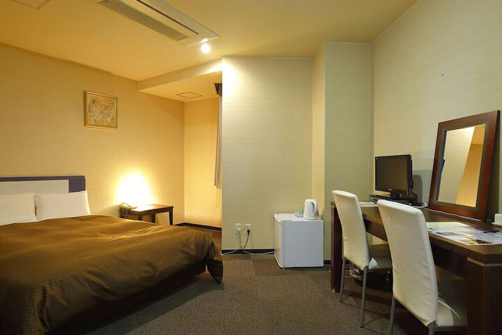 Room 5 of 46