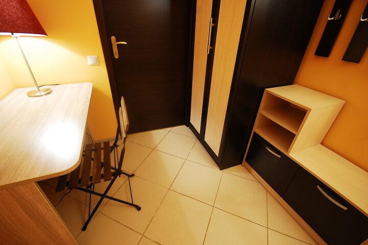 Room 29 of 100