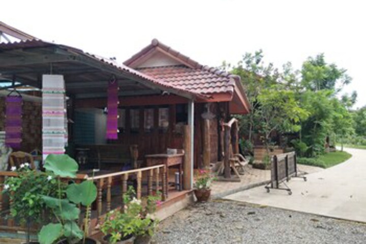 Hotel 4 of 27