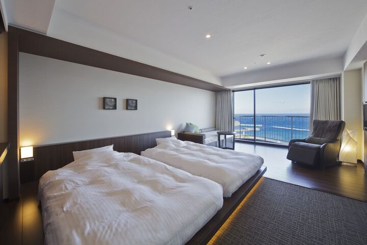 Room 14 of 66
