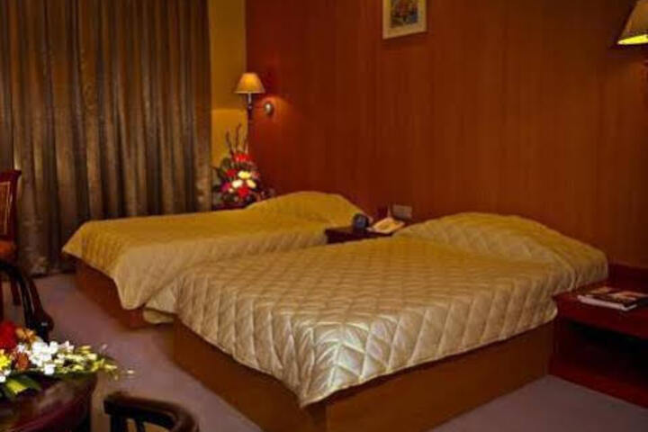 Room 2 of 8