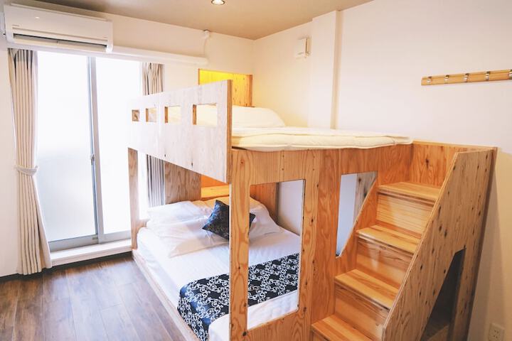 Room 7 of 50