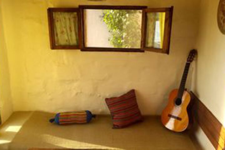 Room 11 of 26
