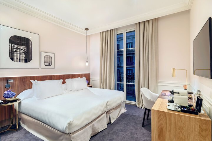 Room 20 of 66