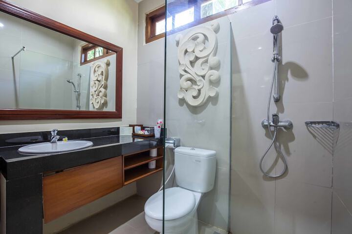 Clean Restrooms
