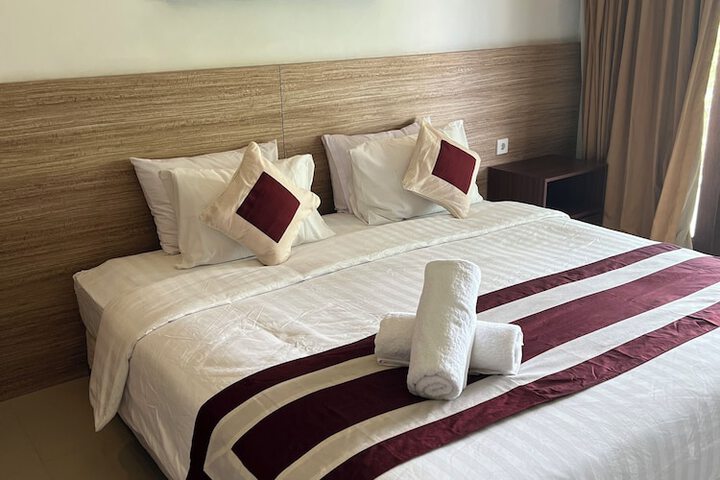 Room 27 of 123