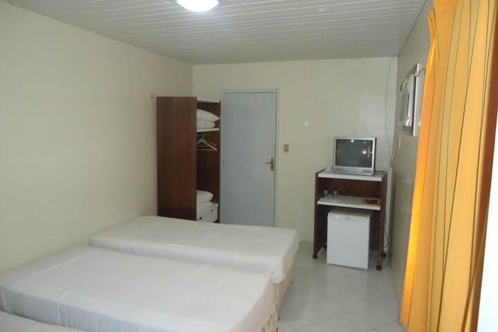 Room 12 of 17