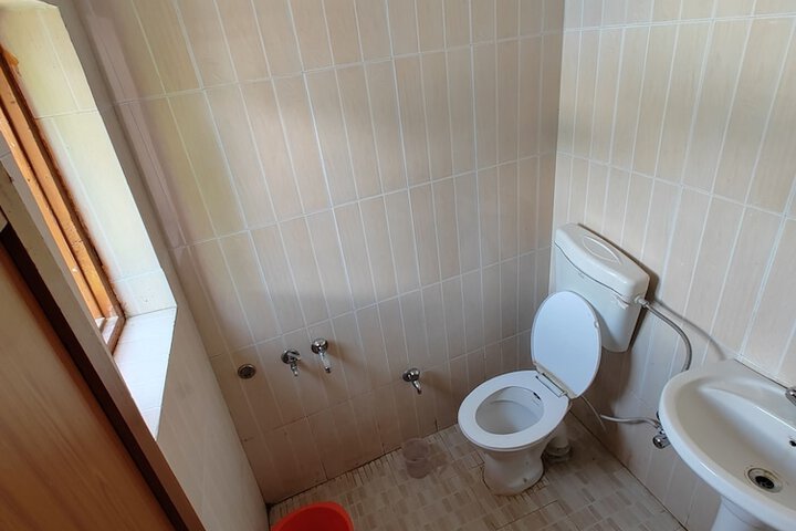 Room 14 of 17