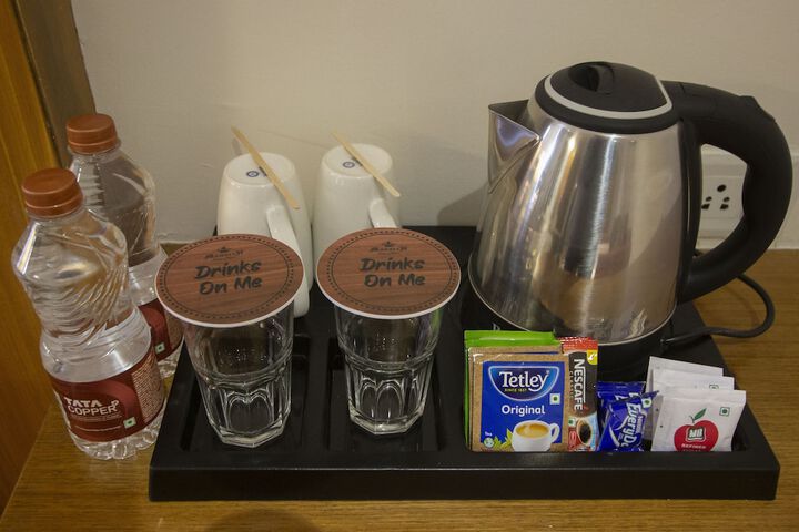 Breakfast/Coffee Service 17 of 23