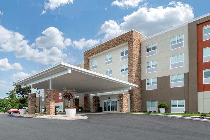 Hotel 83 of 87