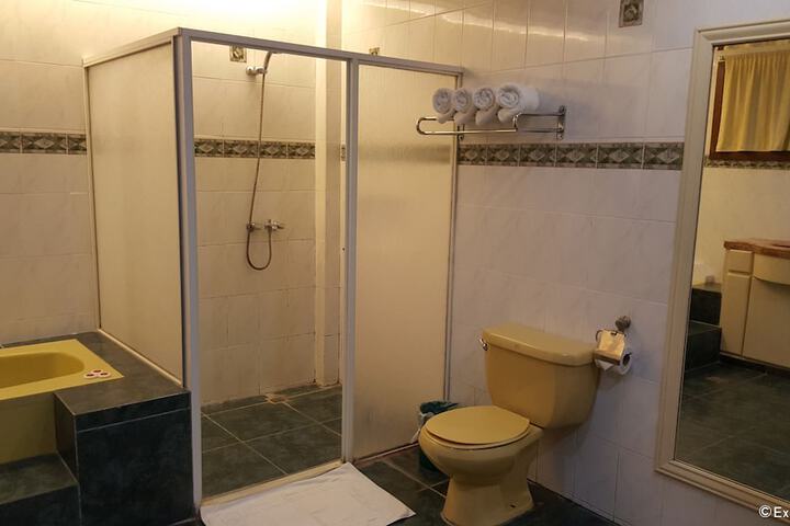 Room 47 of 62
