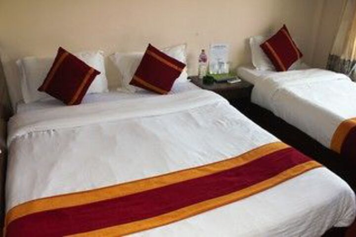 Room 21 of 34