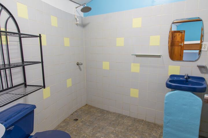 Room 80 of 97