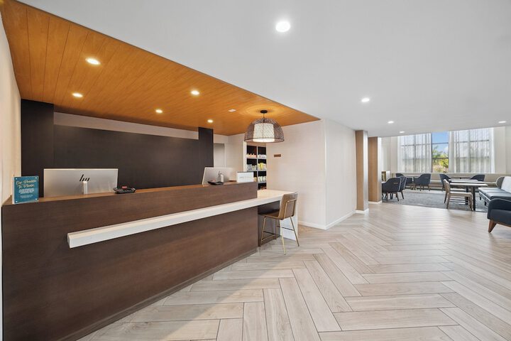 Hotel Interior 3 of 131