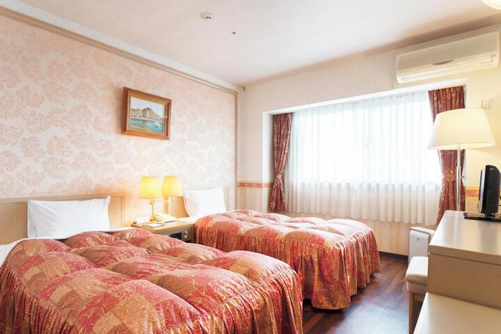 Room 20 of 39