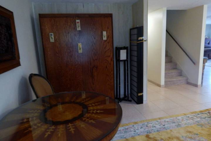Room 14 of 46