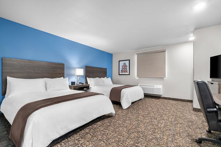 Room 13 of 32