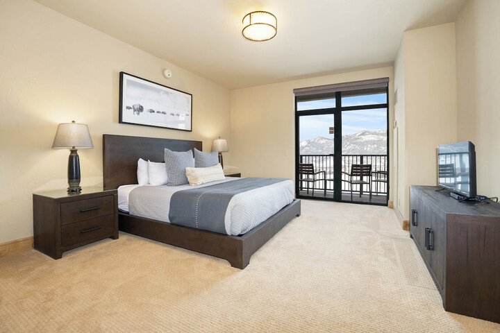 Room 22 of 114