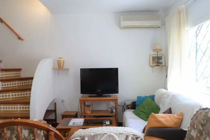 Land & Sea Bungalow