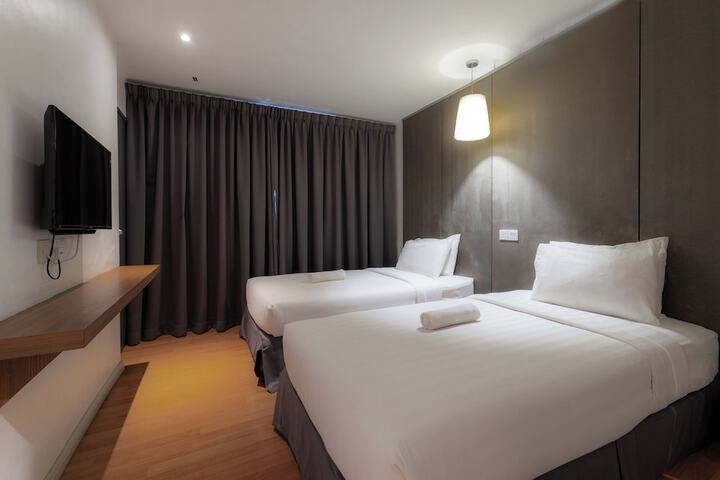 Room 29 of 54