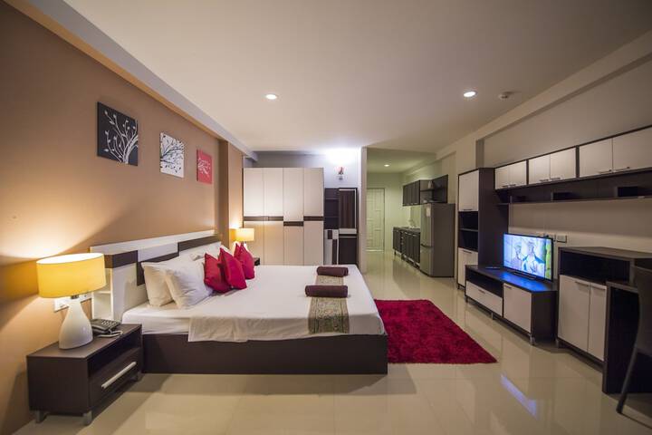 Room 16 of 42