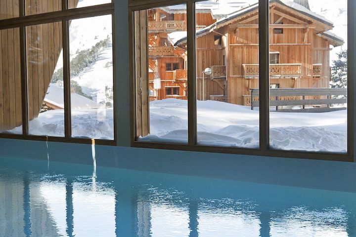 Hotel with Pool