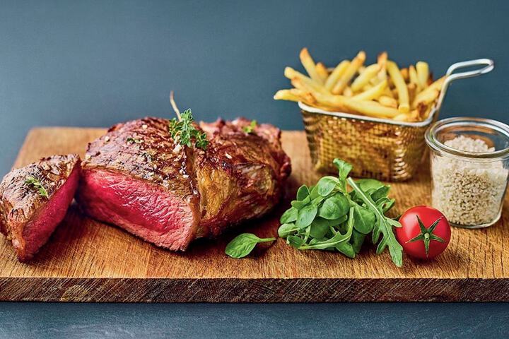 Dining Photos