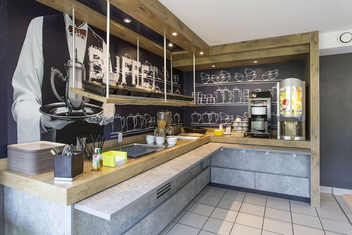 Breakfast/Coffee Service 37 of 62