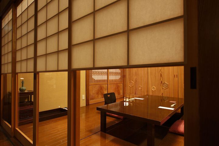 Room 4 of 53