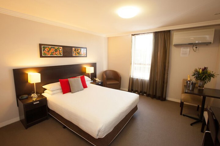 Room 15 of 44