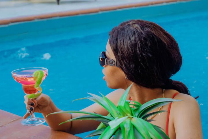 Pool Hotel