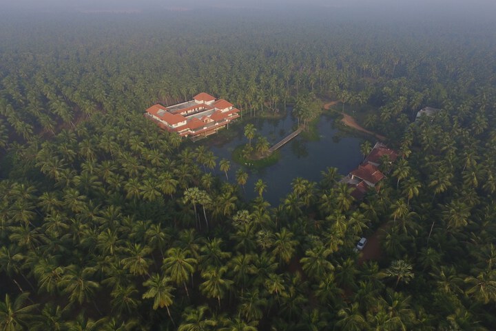 Hotel 98 of 107