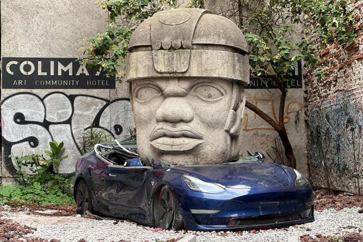 Colima 71 - Casa de Arte Hotel in Mexico City