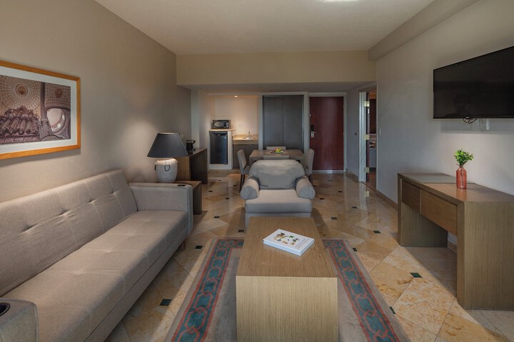 Room 21 of 72