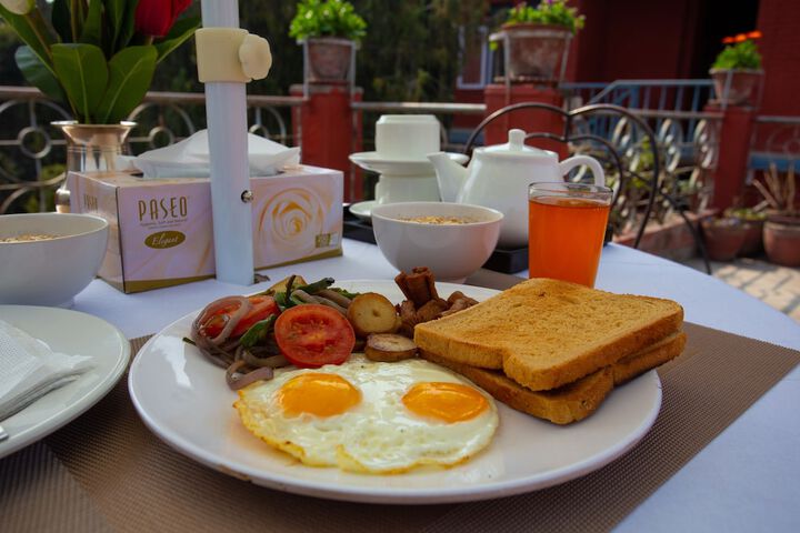 Breakfast/Coffee Service 27 of 34