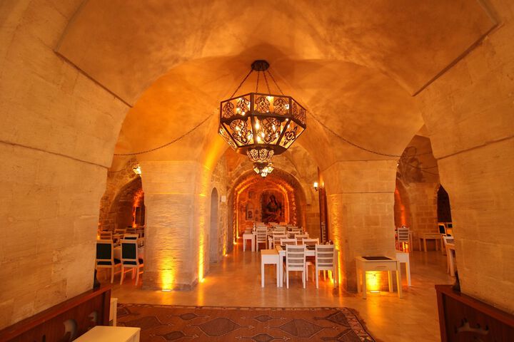 Dining 100 of 158