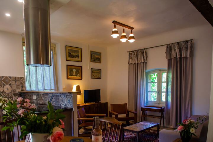 Room 42 of 109