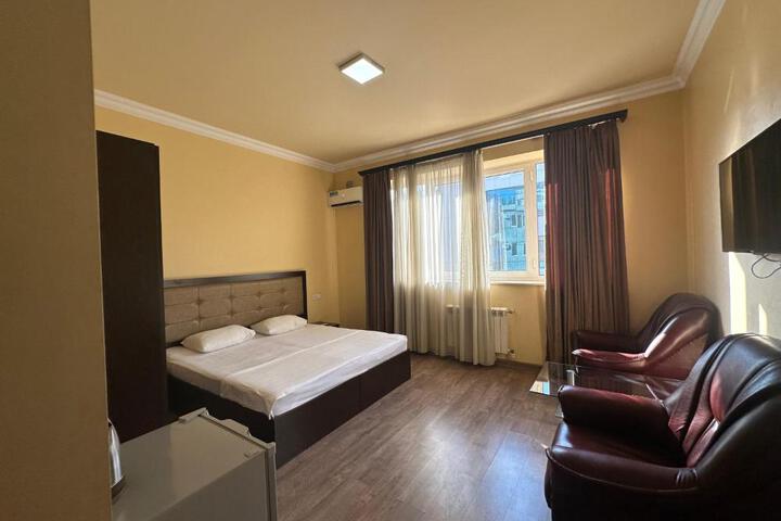 Express Hotel